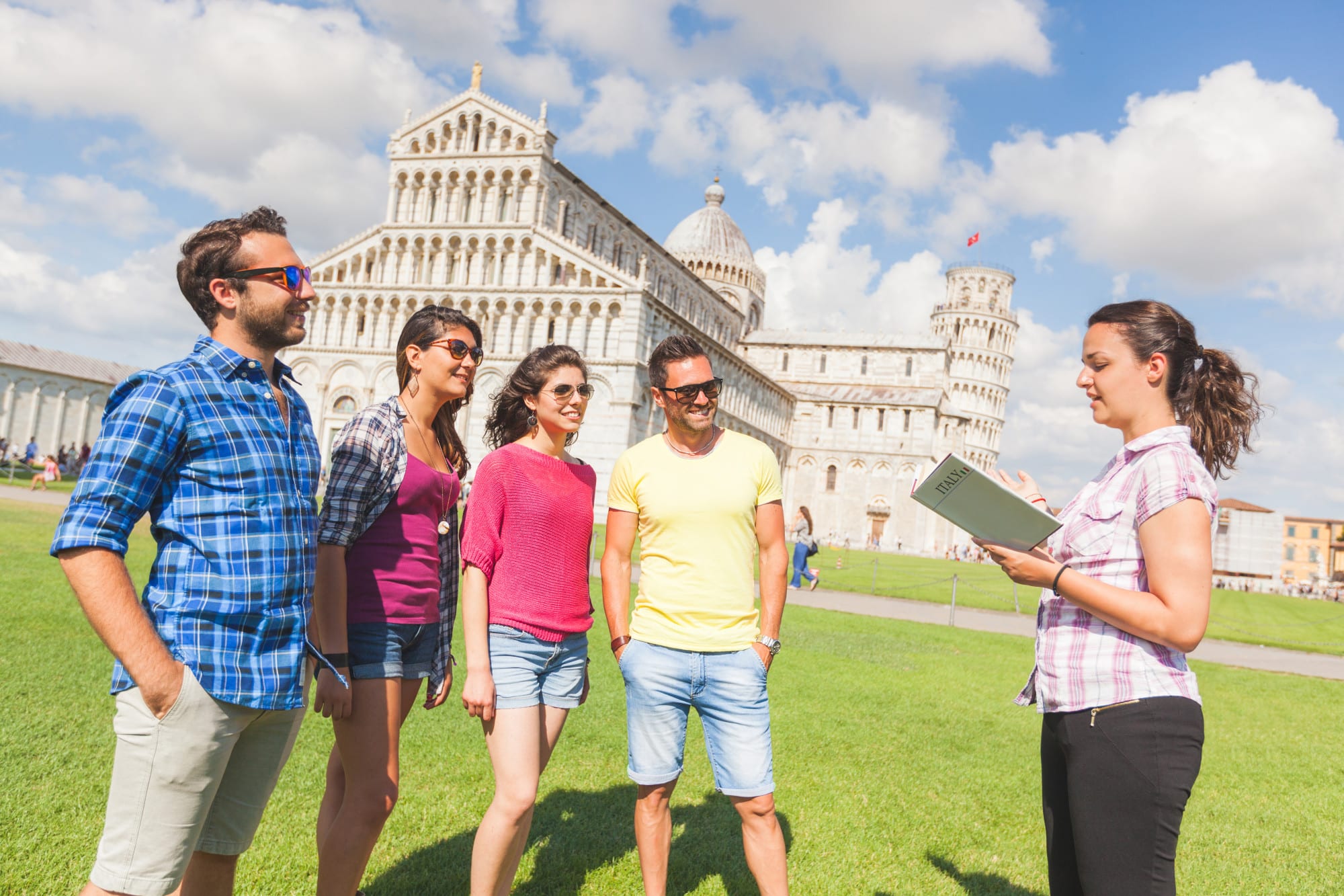 5 Key Tips For Becoming A Professional Tour Guide Trending Us