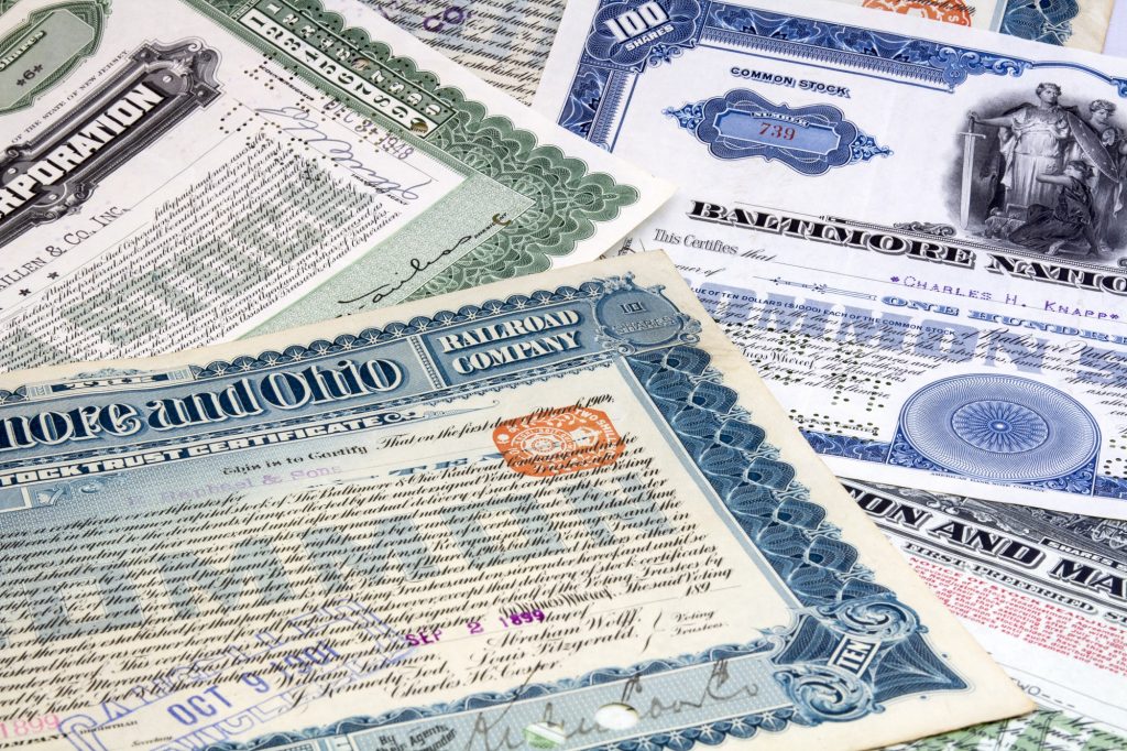 4 Benefits of a Stock Certificate, Your Guide to Owning a Company