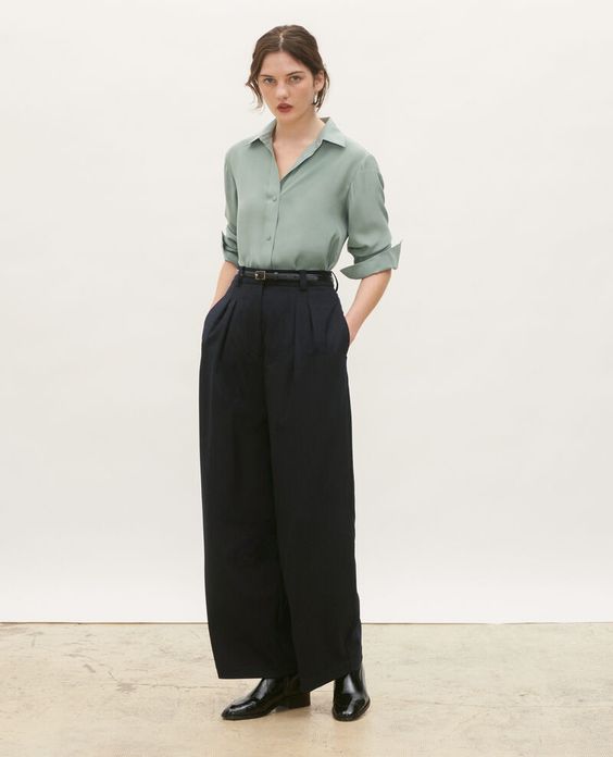 8 high waist trousers with t shirt setting new work outfit trend