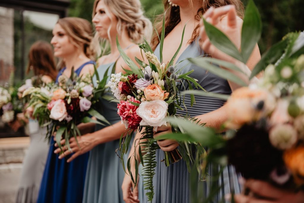 Creative ways to style terracotta bridesmaid dresses