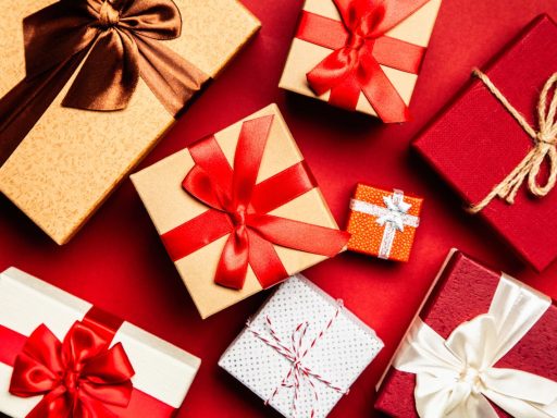 Best gifting ideas for the festive season!  