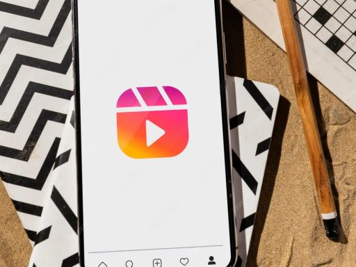 How to download instagram videos with audio?